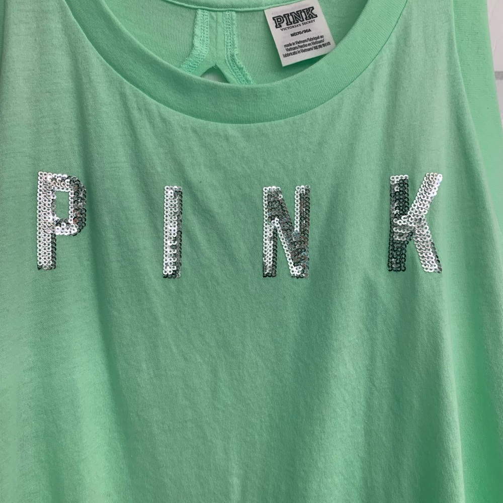 PINK tank top. Size M.